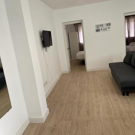 U5 A Estrenar Bien Situado Cerca De Metro Apartment Madrid Ngoại thất bức ảnh